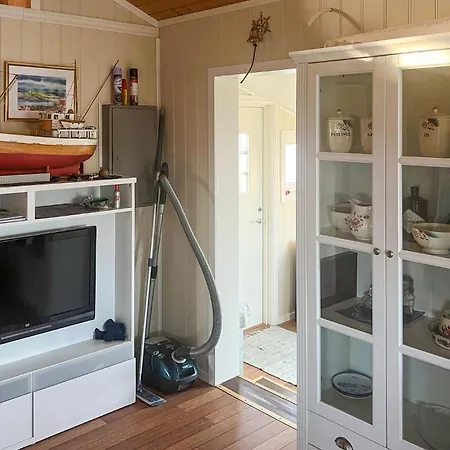 Nice Home In Sauoya With House Sea View *