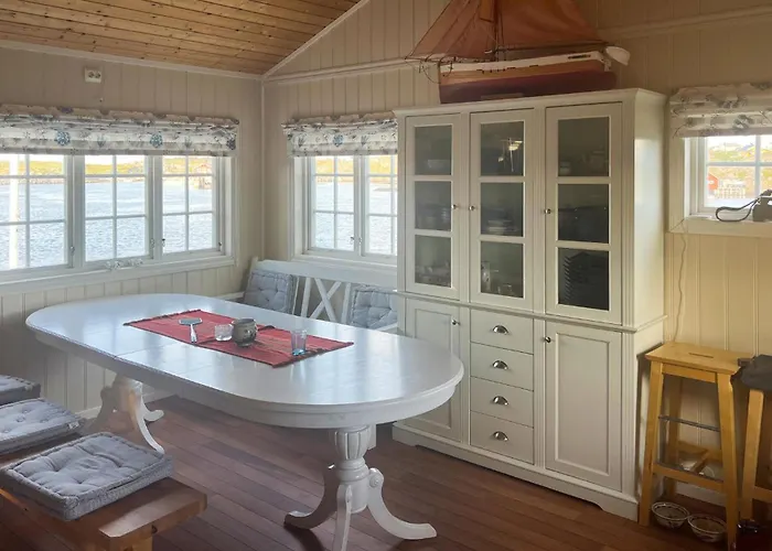 Nice Home In Sauoya With House Sea View